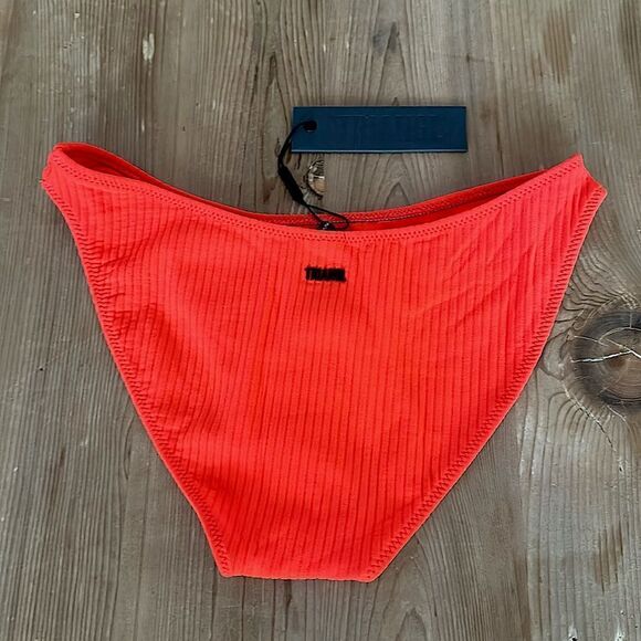 TRIANGL MACI - NORMAL BOTTOM ONLY CANDY RIB NO BAG NEW WITH TAGS - Picture 2 of 4